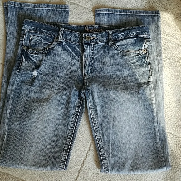 ✔SALE✔ 👖 AMETHYST BOOT CUT JEANS - Picture 2 of 8